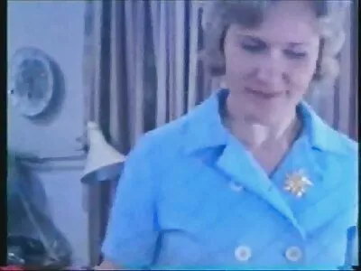 Dedo para sua vagina pequenina profundamente eu quero ver o vídeo pornô brasileiro