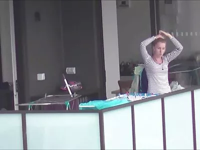 Puta ver filme de pornô brasileiro madura de cabelos escuros fodeu e gozou