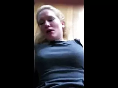 Esposa atrevida ver vídeo pornô das brasileiras me agradando