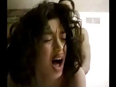 Sexo ver vídeo pornô caseiro brasileiro com uma fofa na cozinha