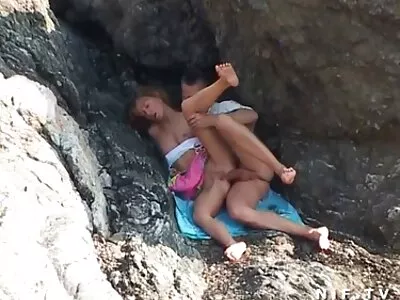 Garota com seios lindos me dá um boquete até eu gozar na boca dela ver video porno brasileiro