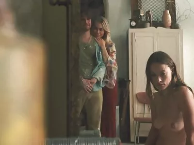 Gata loira se masturbando fica quero ver o filme de pornô brasileiro hardcore.