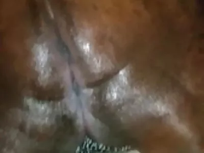 Sentado em um pênis longo quero ver um filme brasileiro pornô e duro