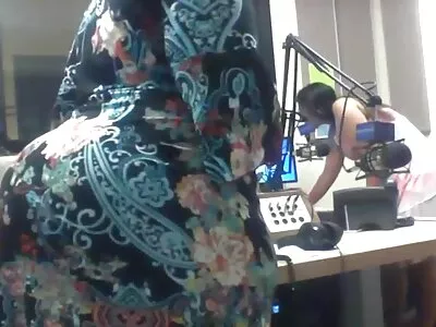 Minha namorada asiática se quero ver um vídeo pornô brasileiro masturbando para mim