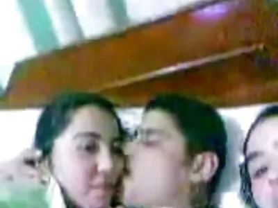 Peitos do meu sonho tremendo para ver videos de sexo brasileiro mim!